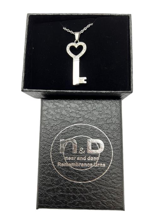 Near & Dear - Remembrance Stainless Steel Pendant Key With Engraved Pattern Includes Stainless Steel Chain 2.2Mm X55Cm